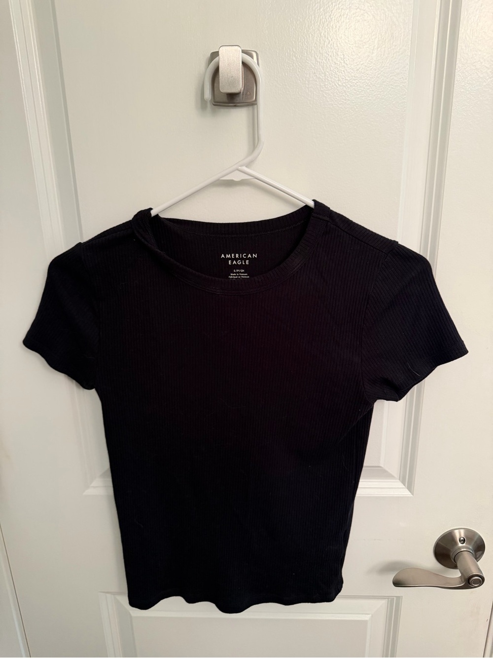 American Eagle Outfitters Black Ribbed Crewneck Tee